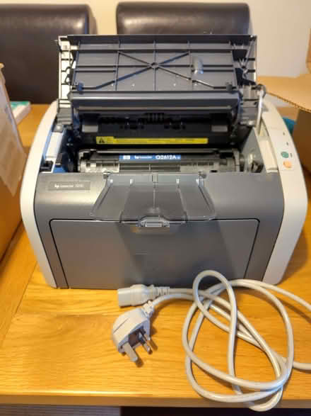 Photo of free HP LaserJet 1010 printer (Little Billing) #2