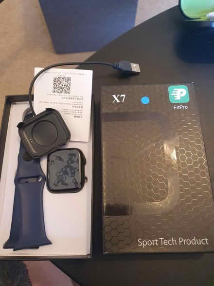 Photo of free X7 FitPro Smart Watch (S2, Heeley) #1