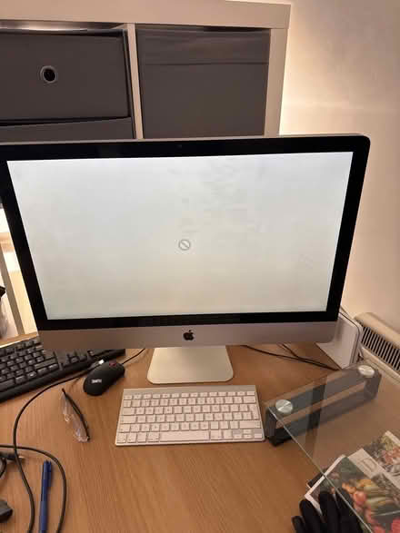 Photo of free iMac 2009 (Basingstoke RG27) #1
