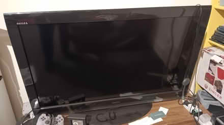 Photo of free 40in TV FAULTY Toshiba Regza (Norbury SW16) #1