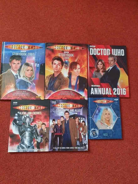 Photo of free Doctor Who story books, annual etc (Furzton MK4) #1