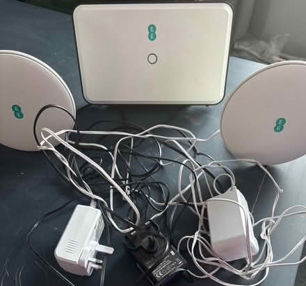 Photo of free EE router and boosters (Stroud) #1