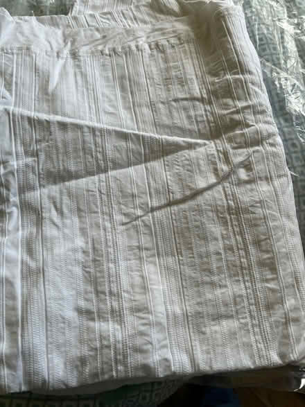 Photo of free Double duvet cover (Scriven HG5) #1