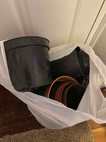 Photo of free Bag of Plastic Plant Pots Various Sizes (Meppershall SG17) #1