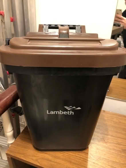 Photo of free Lambeth food waste recycling bin (Kennington SW9) #1