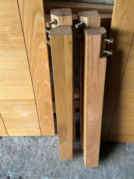 Photo of free Dining room table (SG1) #2