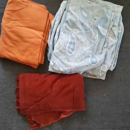 Photo of free blanket bedspreads wool cloth (Ann Arbor near Hillside Terr.) #3