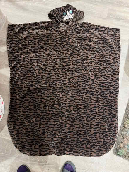 Photo of free Hooded blanket (Nuthall NG16) #1