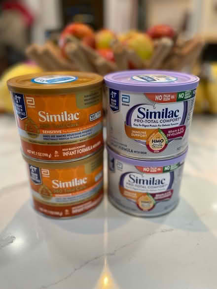 Photo of free Infant formula (North Denver/RiNo) #1