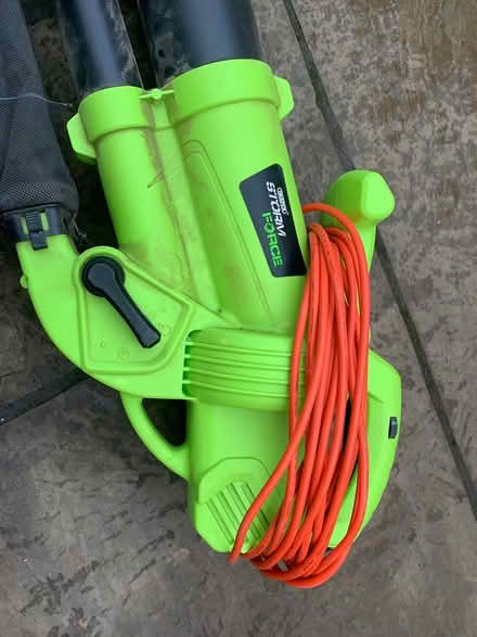 Photo of free Draper Blower/Sucker (B31 4QH) #1