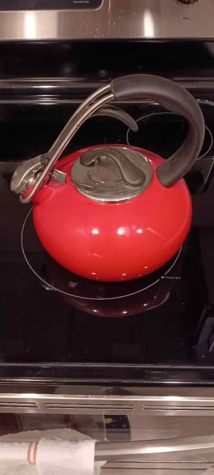 Photo of free Red Chantal Kettle (Downtown Berkeley) #1