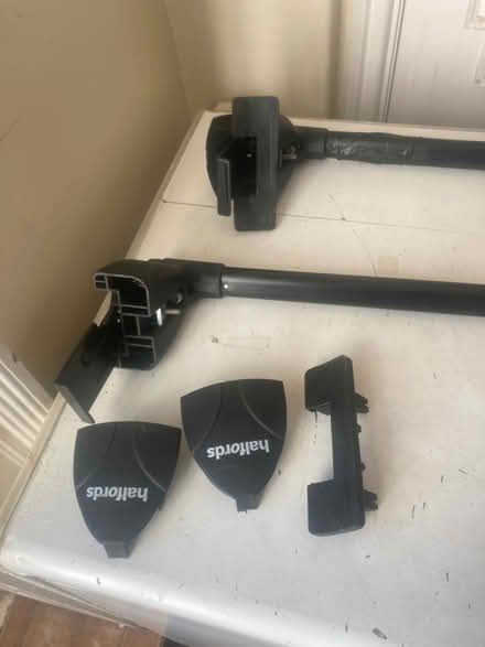 Photo of free Halfords roof bars for ford focus, ford fiesta and similar (Woodmancote GL11) #3