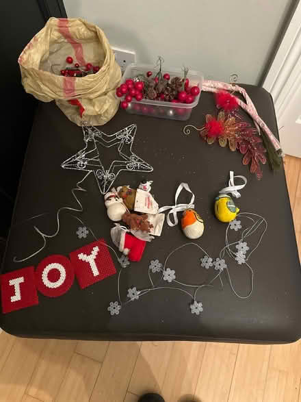 Photo of free Assorted Christmas decorations (Stoke Newington N16) #1