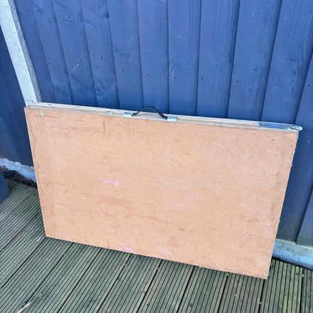 Photo of free Wallpaper table (Hampton Hill/Fulwell) #3