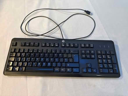 Photo of free HP keyboard (number pad not working (Staines TW18) #1