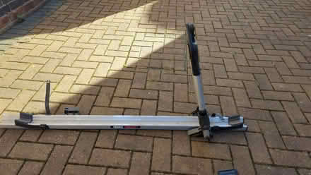 Photo of free Thule tour cycle carriers and square roof bars (Kenilworth CV8) #4