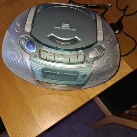 Photo of free CD & tape player (Raynes Park SW20) #1