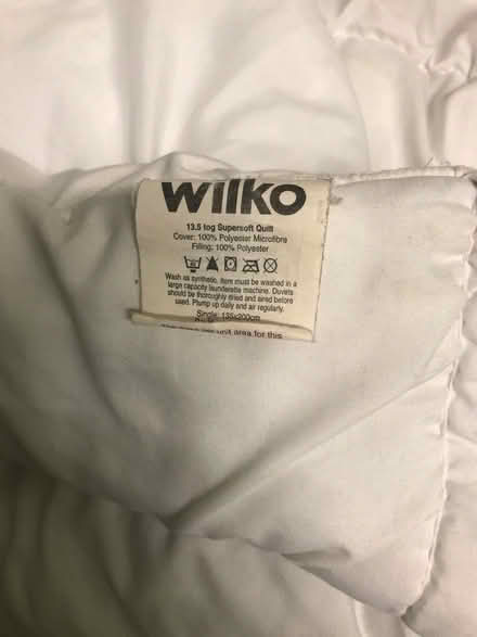 Photo of free 13.5 tog Double Quilt (Broxtowe NG8) #2
