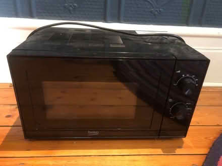 Photo of free Basic beko microwave (Kirkstall LS5) #1