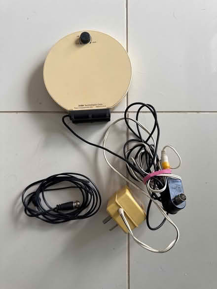 Photo of free Indoor FM amplifier antenna (Chippendale 2008) #1