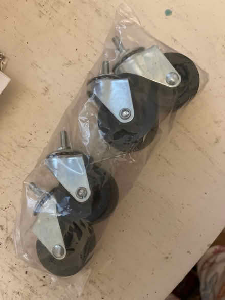 Photo of free 4 Screw in castors (Ladywell SE13) #1