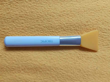Photo of free Mask spatula. (Morden SM4) #1