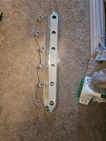 Photo of free 2 Vanity Lights (Stoneham) #1