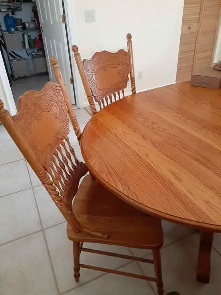 Photo of free Vintage wood dining room set (Heights of Jupiter) #2