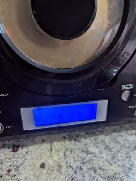 Photo of free CD Radio Clock Alarm plus (Grangeway area NN10) #4