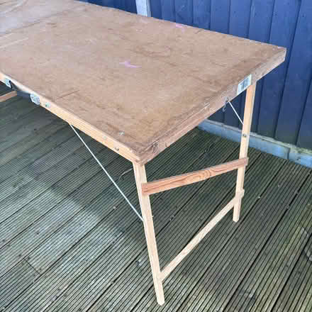 Photo of free Wallpaper table (Hampton Hill/Fulwell) #2