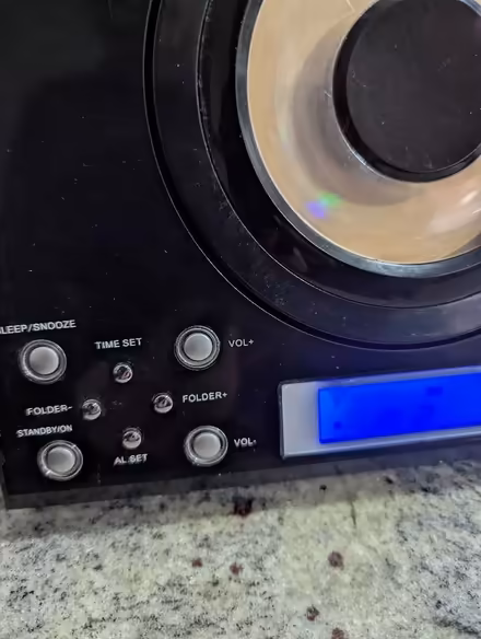 Photo of free CD Radio Clock Alarm plus (Grangeway area NN10) #3