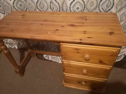 Photo of free Pine desk with drawers (St Albans AL4) #2