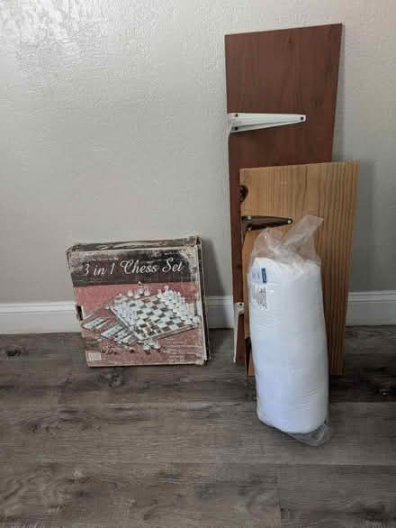 Photo of free Curb Alert! Lots of Stuff (South Pasadena) #1