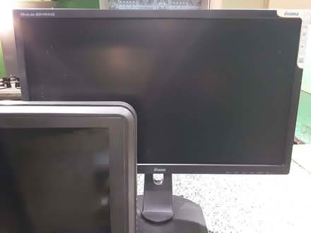 Photo of free Set of 3 Computer Screens/Monitors and Keyboard (Chapel Allerton LS7) #2