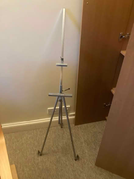 Photo of free easel - outside painting (Woodmancote GL11) #3