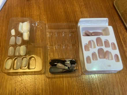 Photo of free False nails (Corstorphine EH12) #1