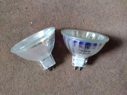 Photo of free Various domestic light bulbs (Eastbourne BN21 2) #2