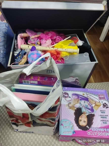 Photo of free Girl clothes age 8-9 (Surbiton KT6) #2