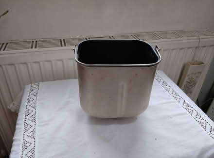 Photo of free Morphy Richards 48322 Baking Pan (Waterlooville PO7) #1