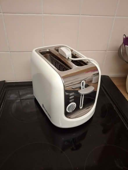 Photo of free Russell Hobbs 2-Slice Toaster (CT6) #1