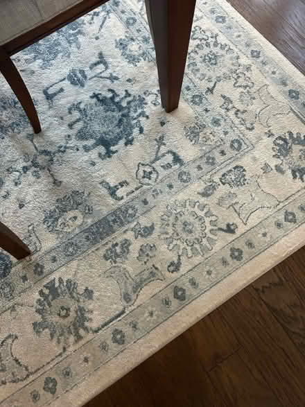 Photo of free 7x10 area rug (Del Ray near GW Middle School) #1