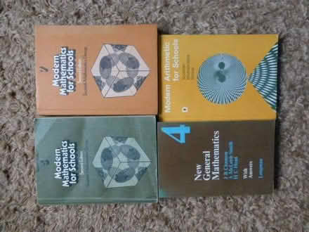 Photo of free maths books, mainly exam years (Coventry CV1) #1