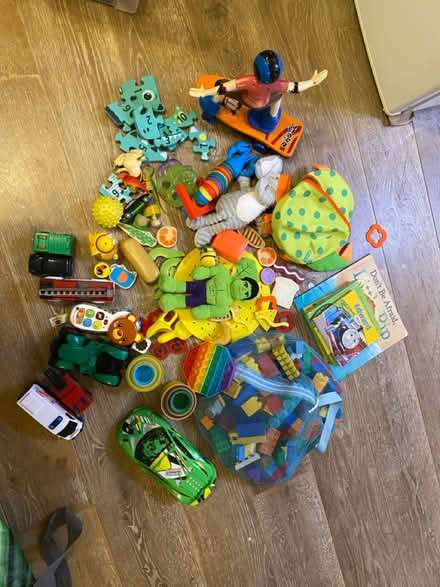Photo of free Toys and books (Ox449dj Garsington) #1