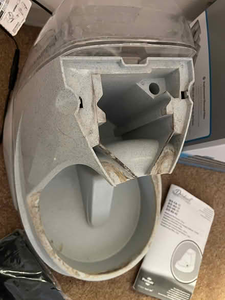 Photo of free Drinkwell Pet water fountain for cat dog (Titness Park SL5) #3