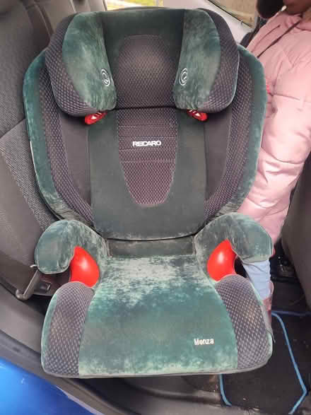 Photo of free Car seat unisex (Greenwich,) #1