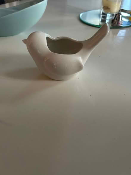 Photo of free Bird shaped ornament/ tea light holder (Harrogate HG2) #1