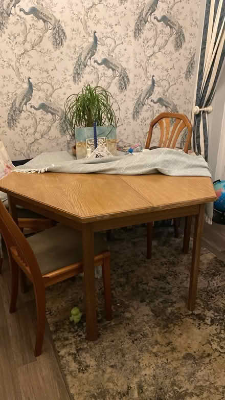 Photo of free Dining table (Ng31) #1