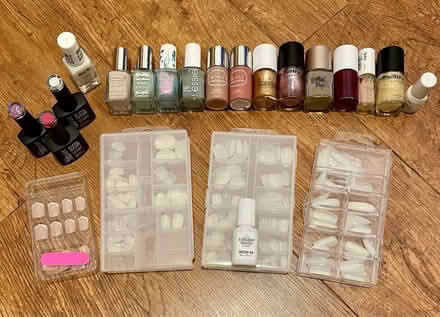 Photo of free Nail varnish accessories (Wycombe marsh HP11) #1