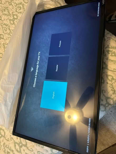 Photo of free Working 31” Vizio Smartcast TV (Del Ray near GW Middle School) #2