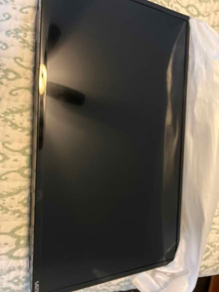 Photo of free Working 31” Vizio Smartcast TV (Del Ray near GW Middle School) #1